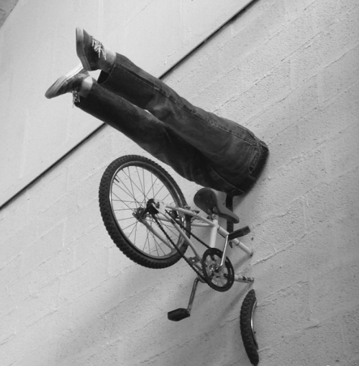 Monsieur BMX – 13 05 2013 – Audiovisual Scenography | LF Collectif